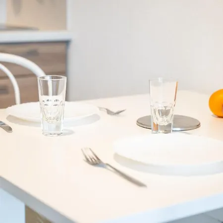 Apartamento Sun7 -face Plage- Wifi-parking -piscine - Pros Servicesconciergerielagrandemotte *