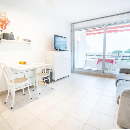 Sun7 -face Plage- Wifi-parking -piscine - Clim- Pros Servicesconciergerielagrandemotte *