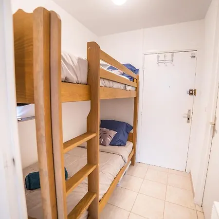 Sun7 -face Plage- Wifi-parking -piscine - Clim- Pros Servicesconciergerielagrandemotte Apartament *