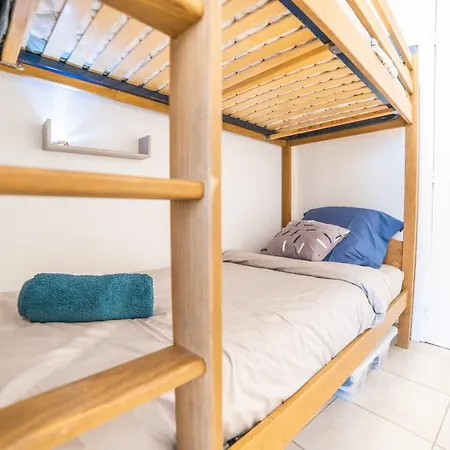 Sun7 -face Plage- Wifi-parking -piscine - Clim- Pros Servicesconciergerielagrandemotte Apartament