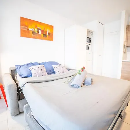 Sun7 -face Plage- Wifi-parking -piscine - Clim- Pros Servicesconciergerielagrandemotte Apartament *